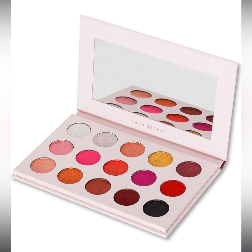 KARA BEAUTY | THE DESIRE FIFTEEN EYESHADOW PALETTE